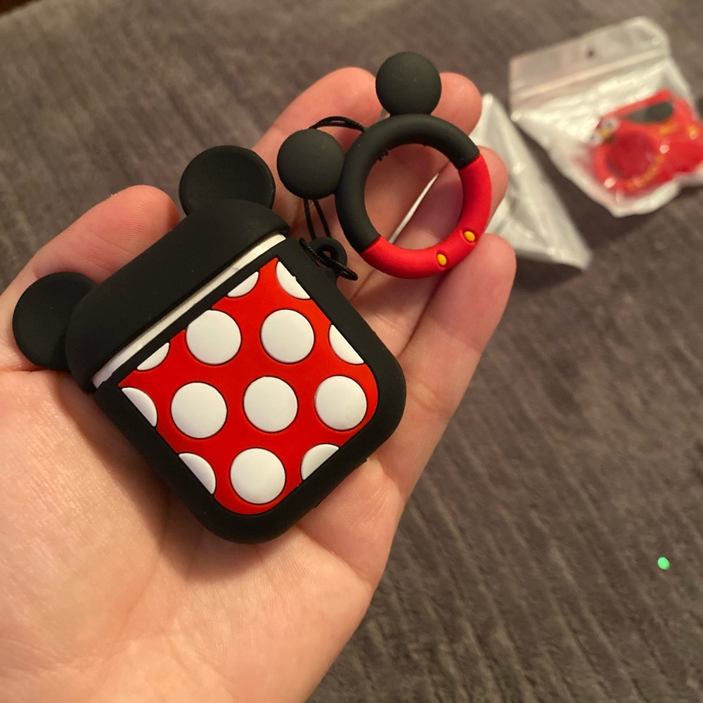 AirPod cases Micky & Mini